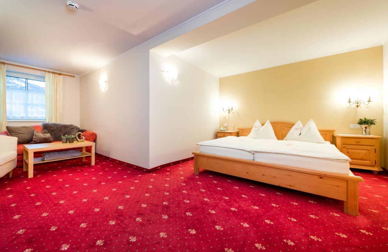 Hotel Goldener Hirsch Reuthe Esterno foto